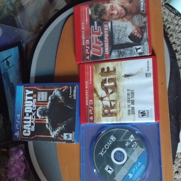 PlayStation Game Lot 4 - Picture 1 of 4